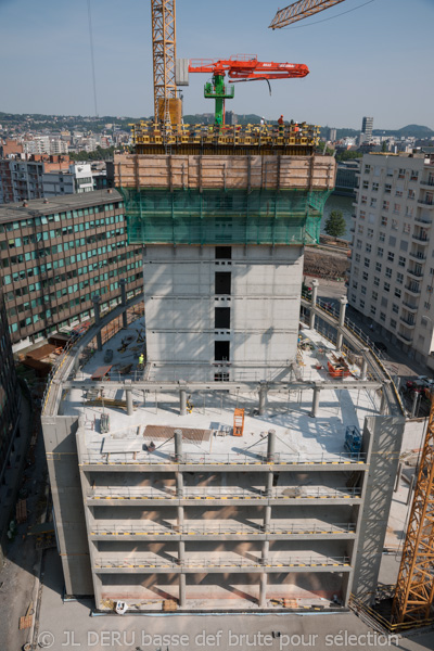 tour des finances à Liège